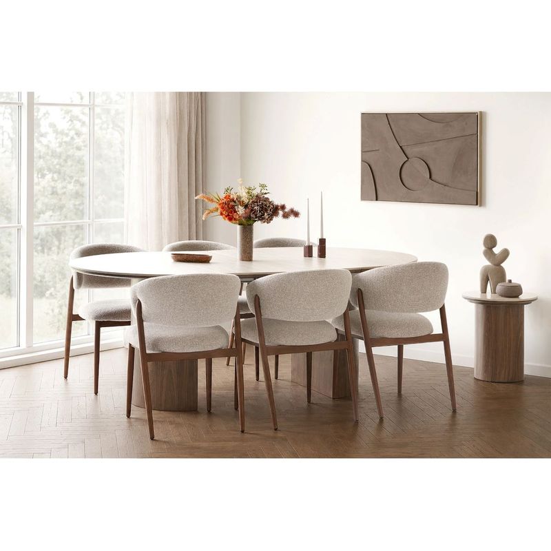 Delphi spisebord Ø120–200 cm med uttrekk – House Nordic